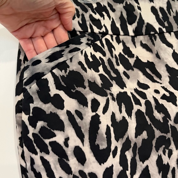 Charter Club leopard print skirt - Picture 4 of 5